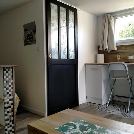 D'hotes & L'hosting Noix Homestay