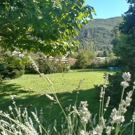 D'hotes & L'hosting Noix Privatunterkunft